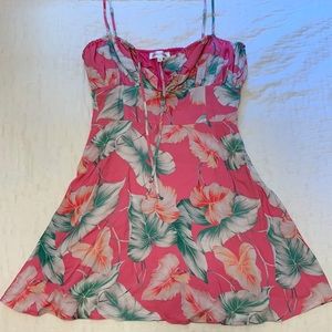 Privacy Please Mini Dress with adjustable straps and tie closure. Size Small